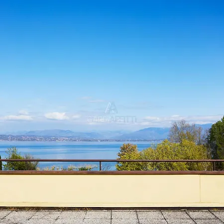 Sunshine - Solarium Vista E Piscina Apartment Desenzano del Garda