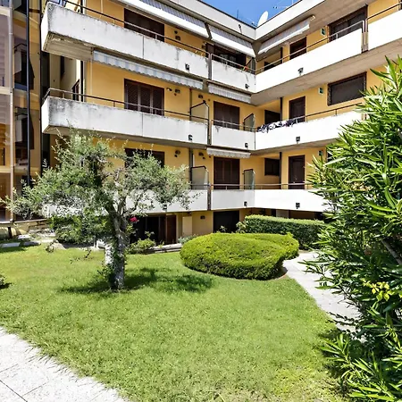 Sunshine - Solarium Vista E Piscina *