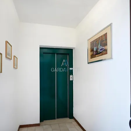 Sunshine - 200m Dal Con Piscina Apartment